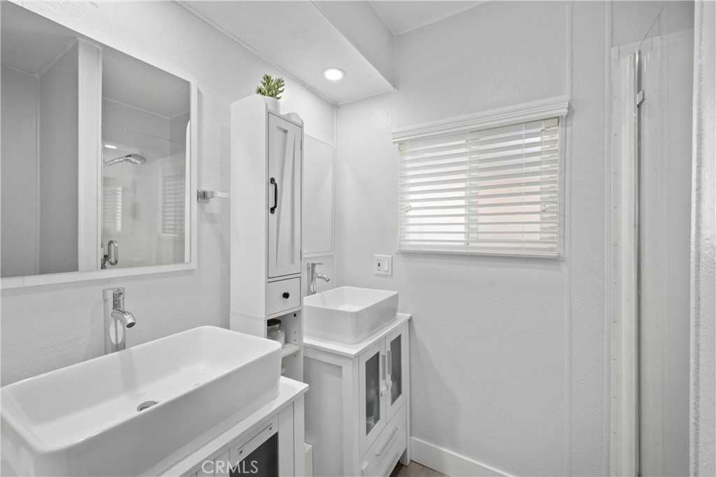 17086 Esperanza Drive Property Photo 11