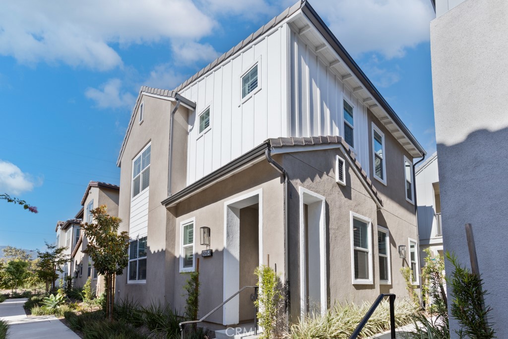 16040 Jamie Lane 9 Property Photo 1