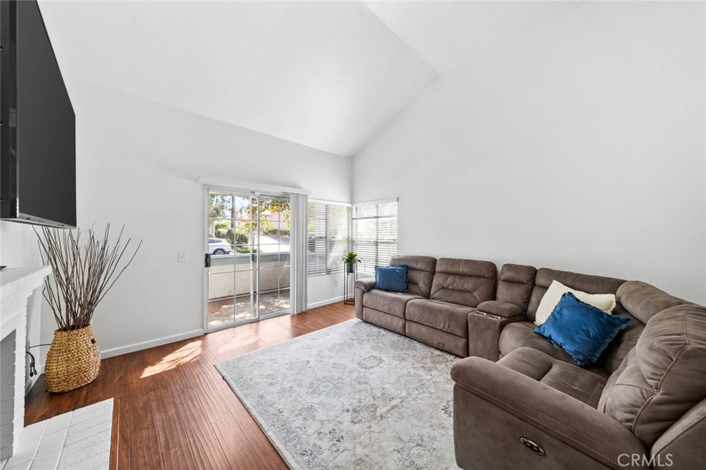 3218 Old Bridgeport Way Property Photo 4