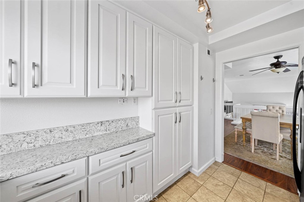 3218 Old Bridgeport Way Property Photo 13