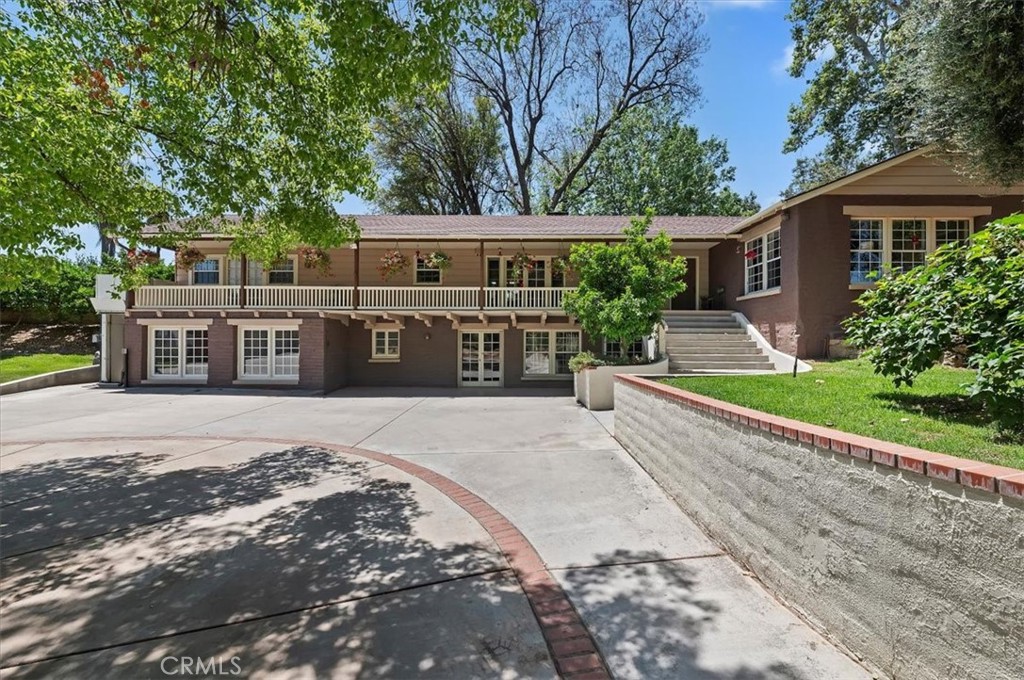 8180 Victoria Avenue Property Photo 10