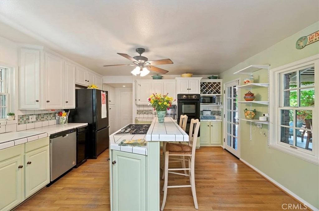 8180 Victoria Avenue Property Photo 28