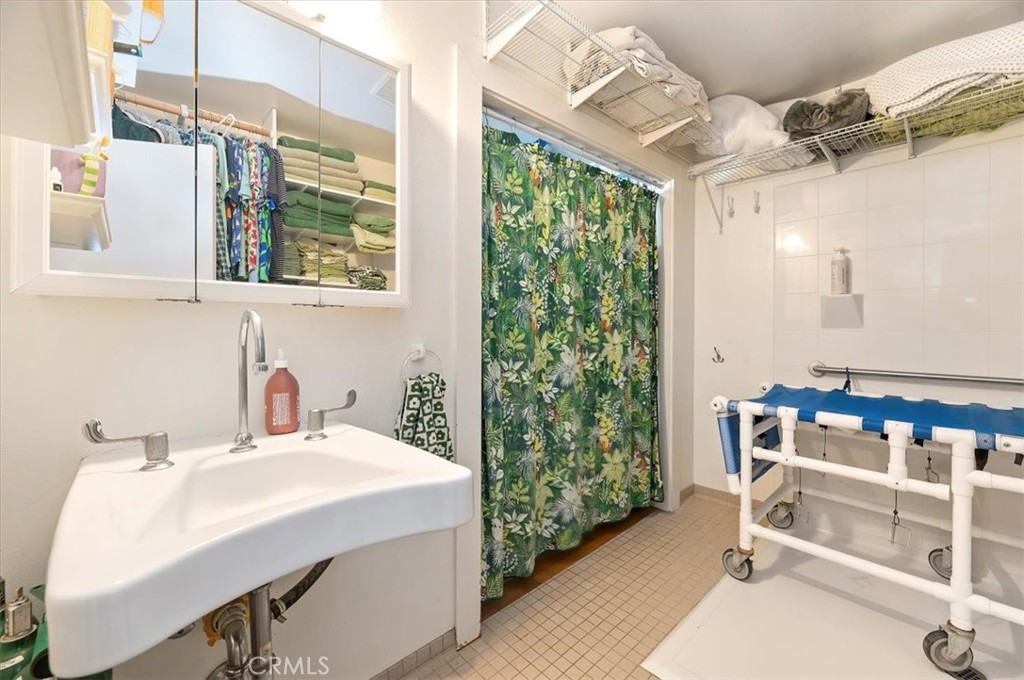 8180 Victoria Avenue Property Photo 40