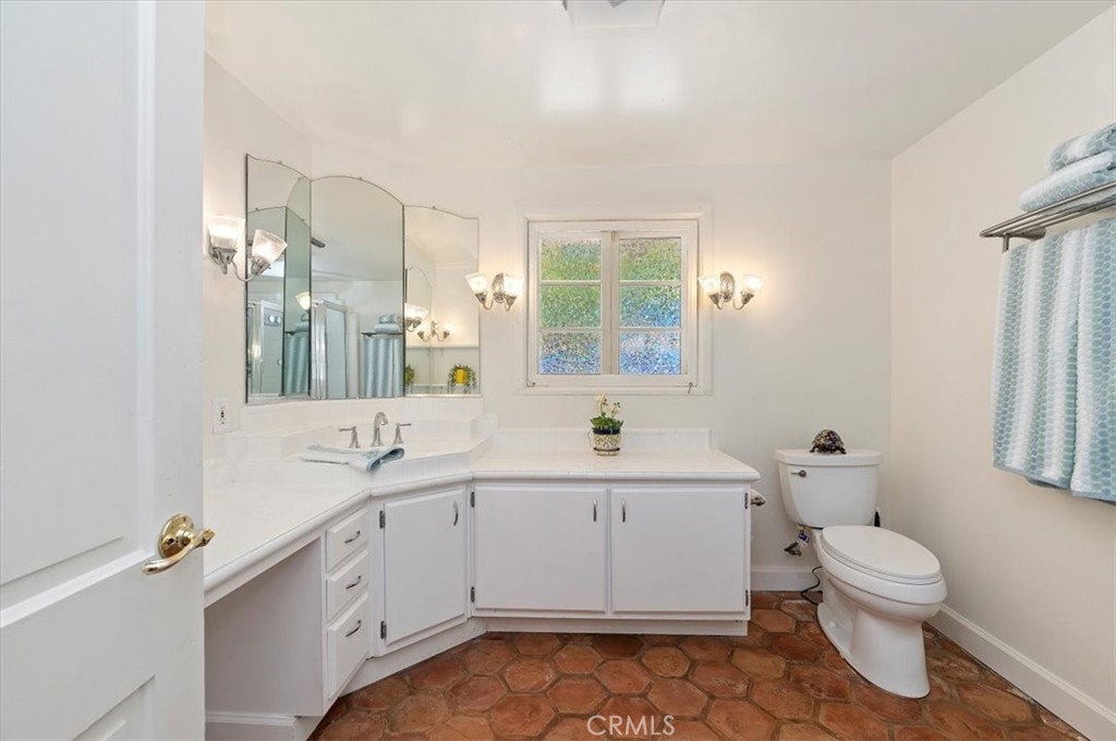 8180 Victoria Avenue Property Photo 48