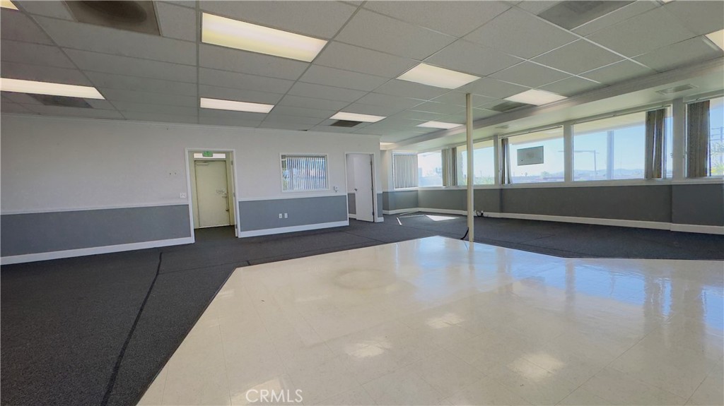 309 355 E Foothill Boulevard Property Photo 2
