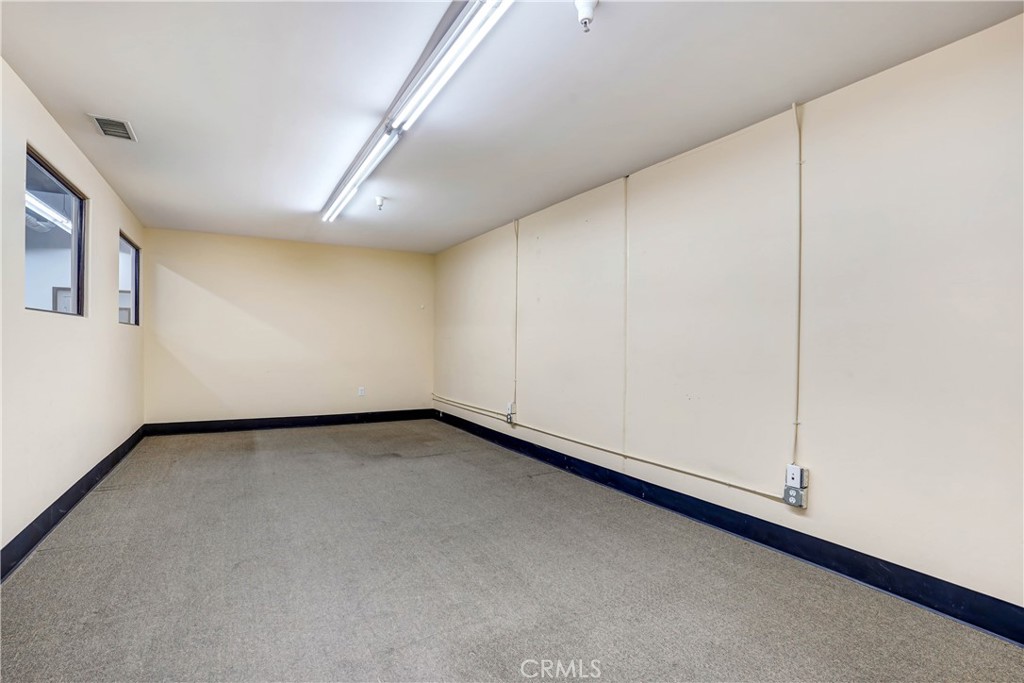 10251 Trademark Street Property Photo 9