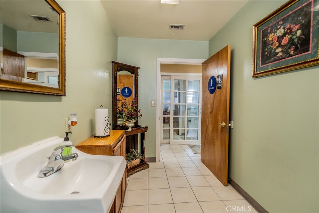 16838 Ivy Avenue Property Photo 6