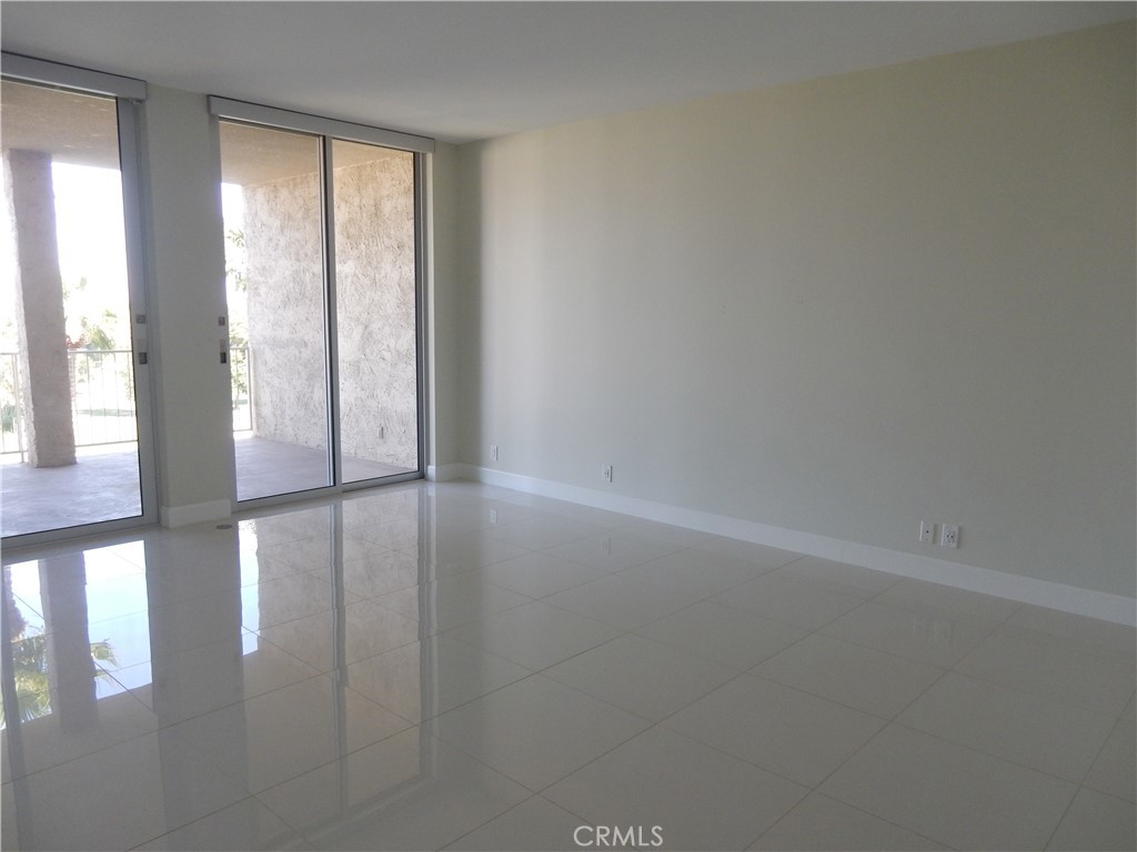 900 Island Drive 705 Property Photo 12