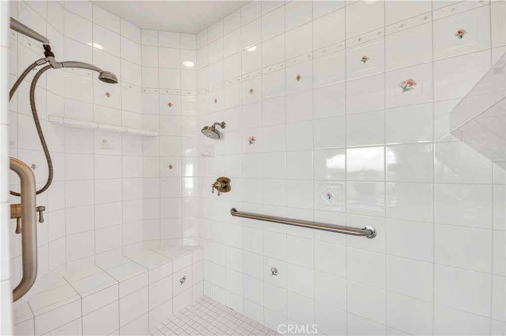 21410 Avenida De Arboles Property Photo 33
