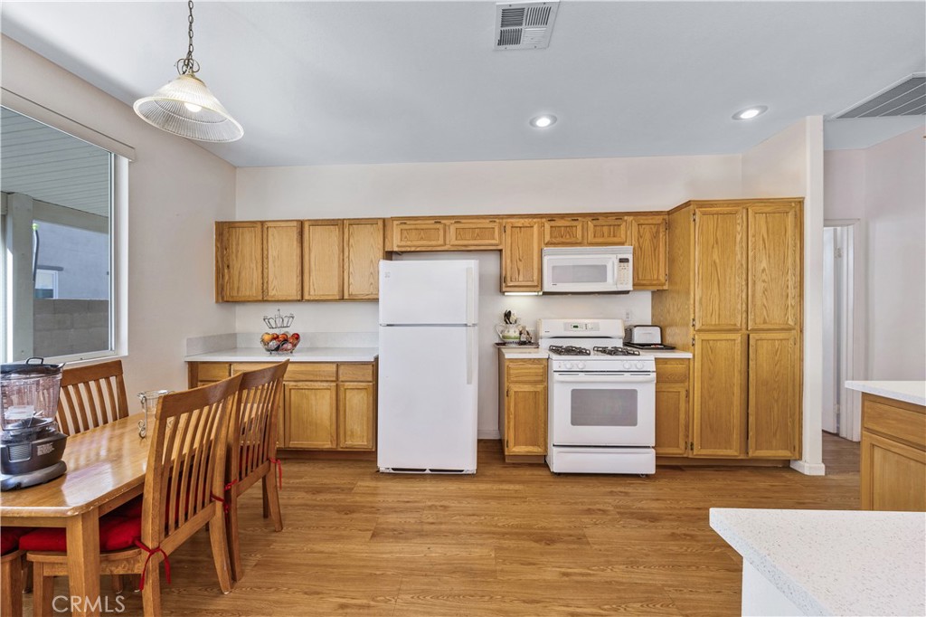 1644 Ametista Drive Property Photo 11