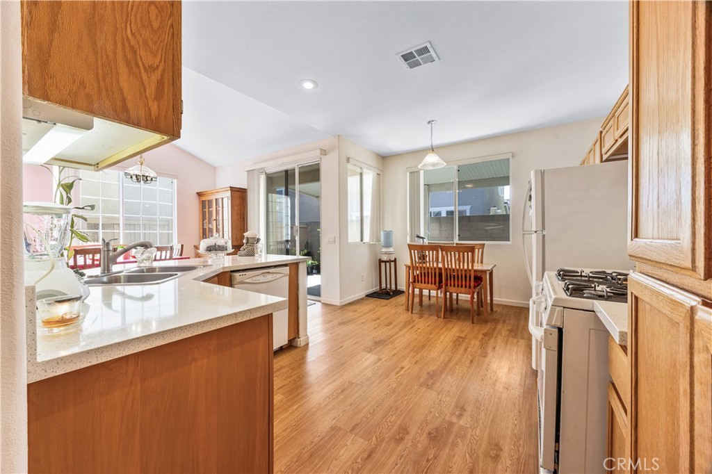 1644 Ametista Drive Property Photo 16