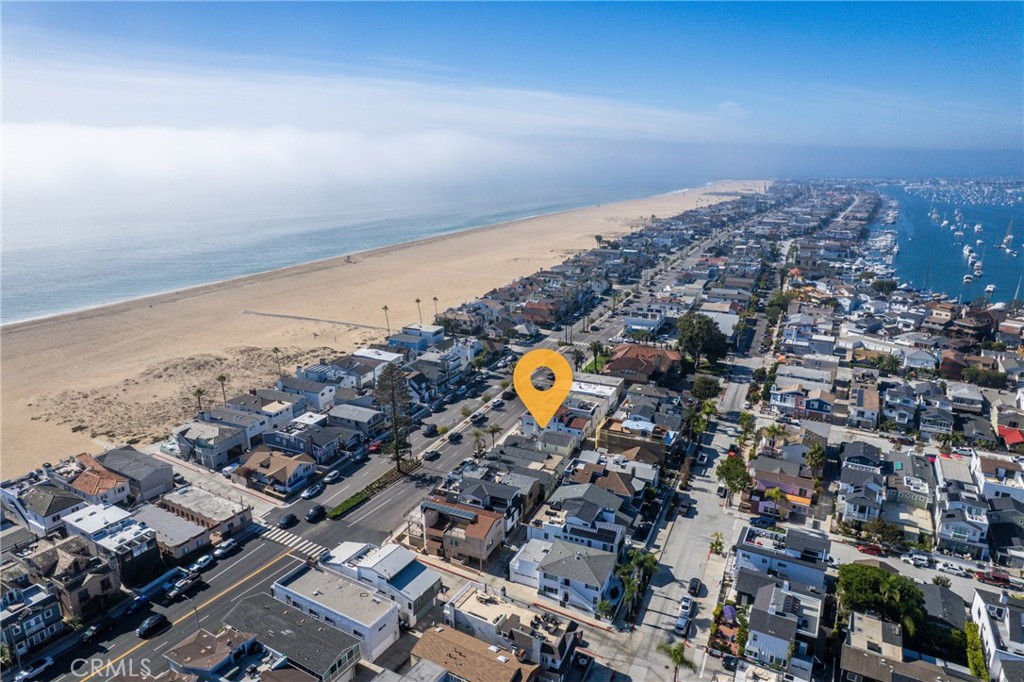 126 E Balboa Property Photo 1