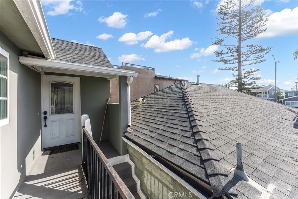 126 E Balboa Property Photo 30