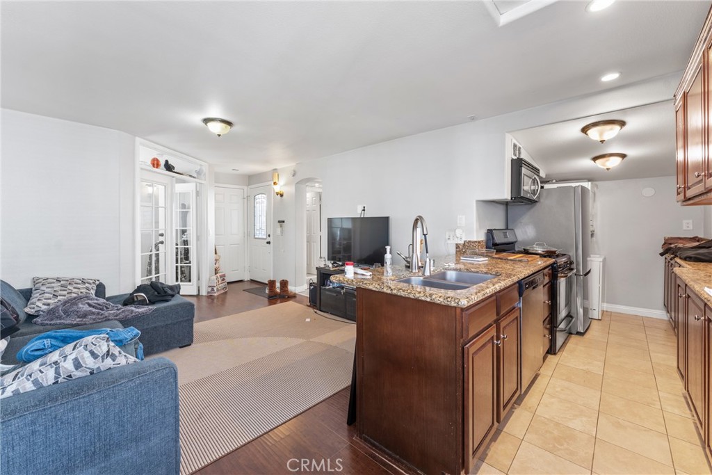 126 E Balboa Property Photo 41