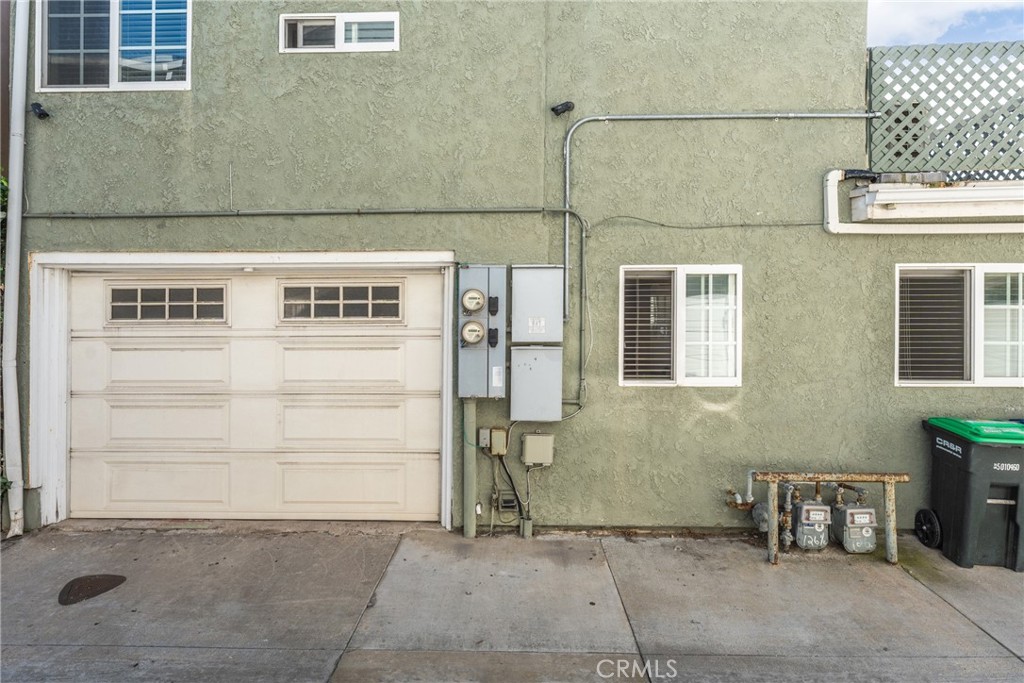 126 E Balboa Property Photo 46