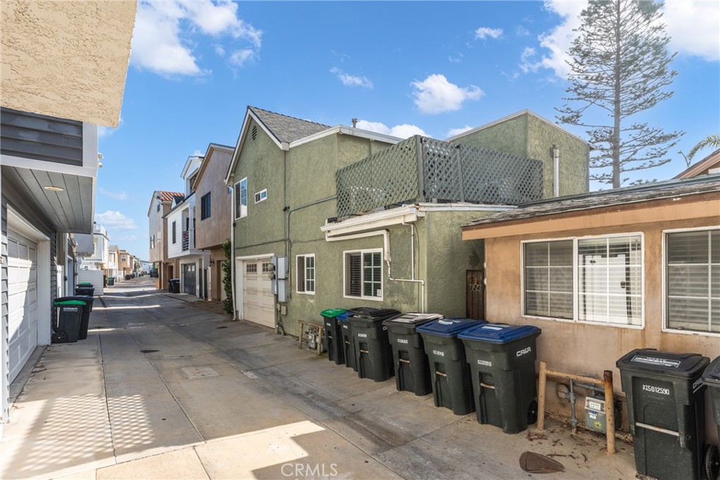 126 E Balboa Property Photo 47