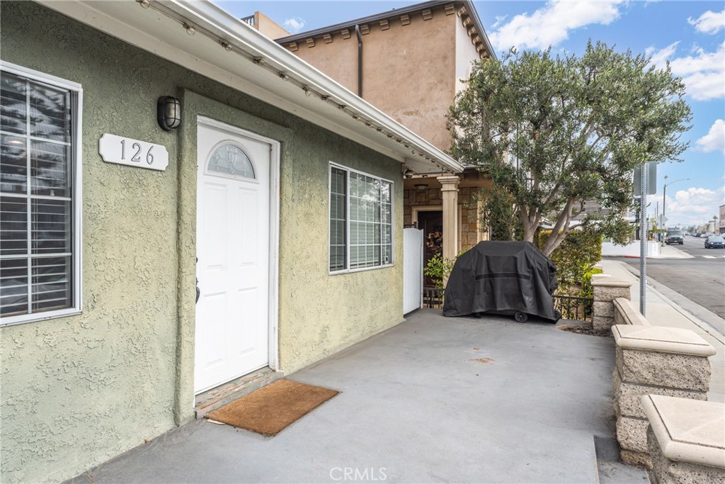 126 E Balboa Property Photo 60