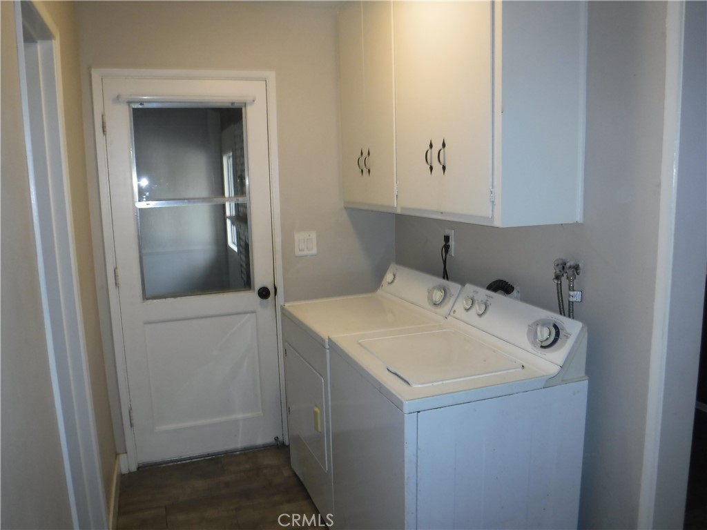 706 W Carroll Property Photo 8