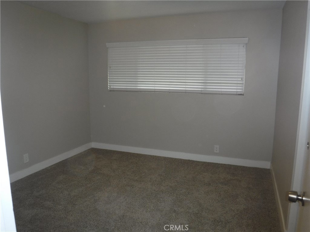 706 W Carroll Property Photo 12