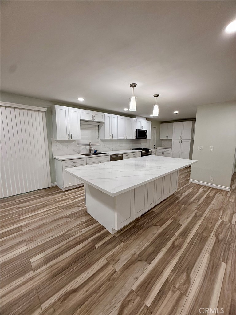 19825 Smith Road Property Photo 4