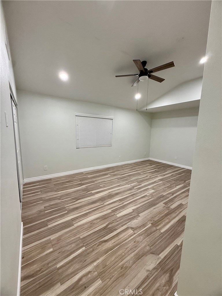 19825 Smith Road Property Photo 6