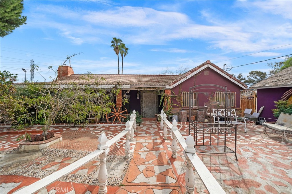 19597 Jurupa Avenue Property Photo 6