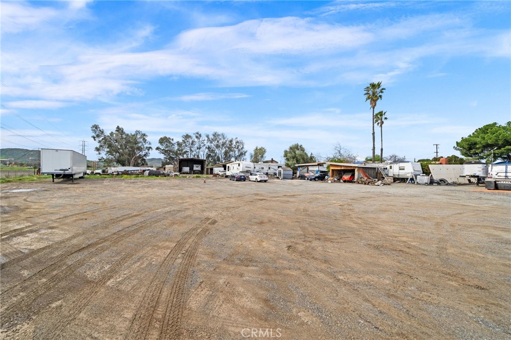 19597 Jurupa Avenue Property Photo 36