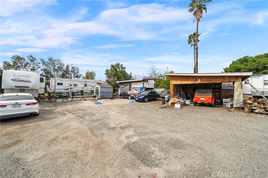 19597 Jurupa Avenue Property Photo 38