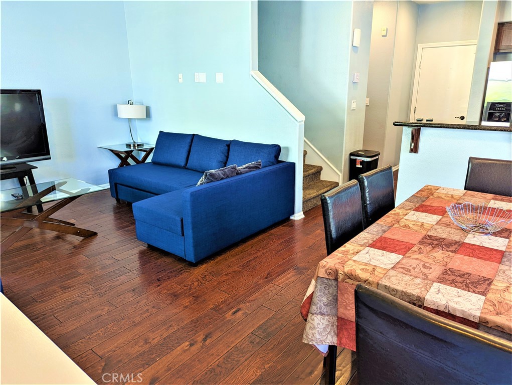 4300 Newton Avenue 94 Property Photo 4
