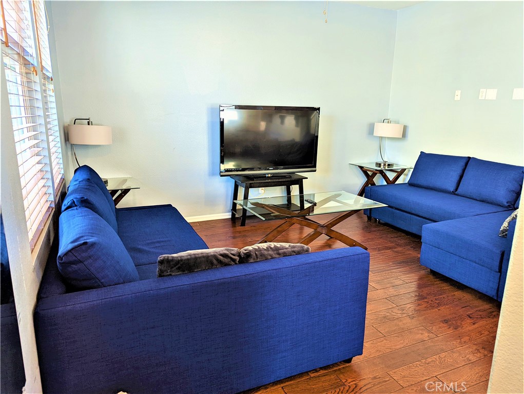 4300 Newton Avenue 94 Property Photo 5