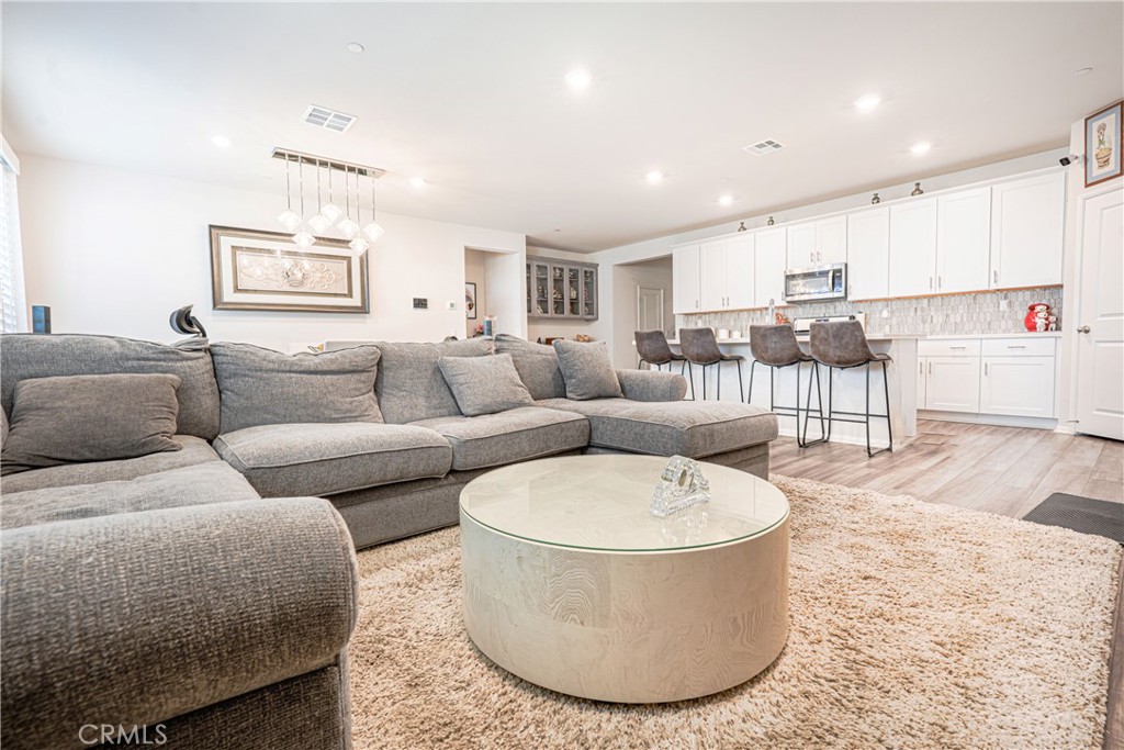 15630 Raptor Road Property Photo 12