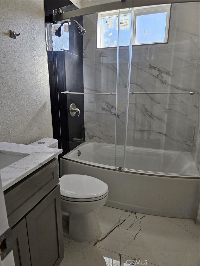 8630 Sahara Property Photo 15