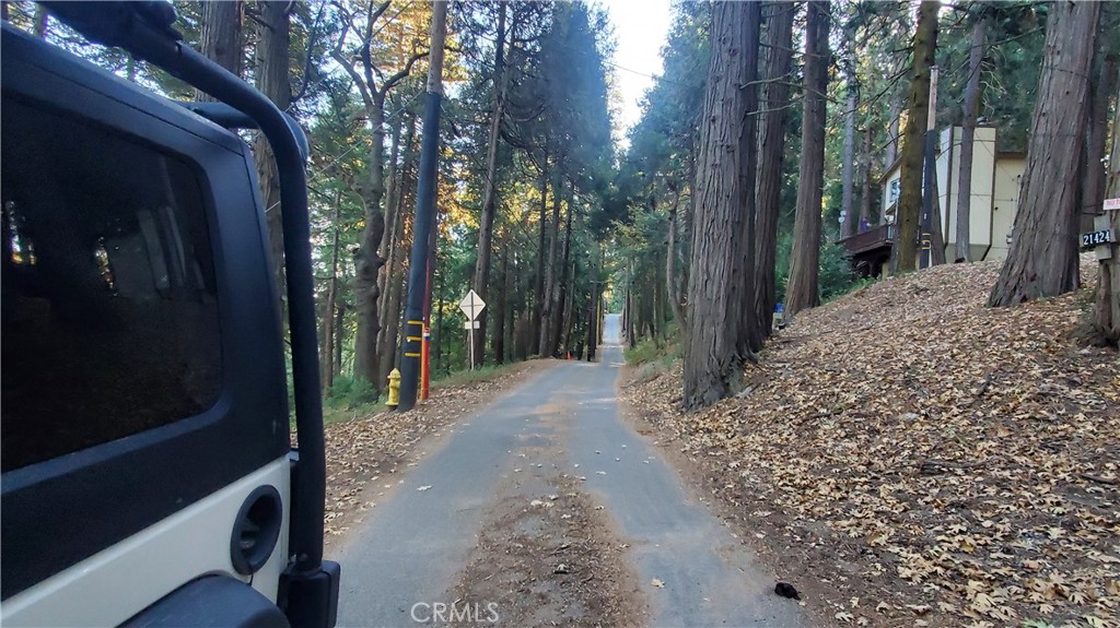 26 Peak Circle Property Photo 3