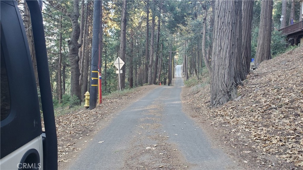 26 Peak Circle Property Photo 4