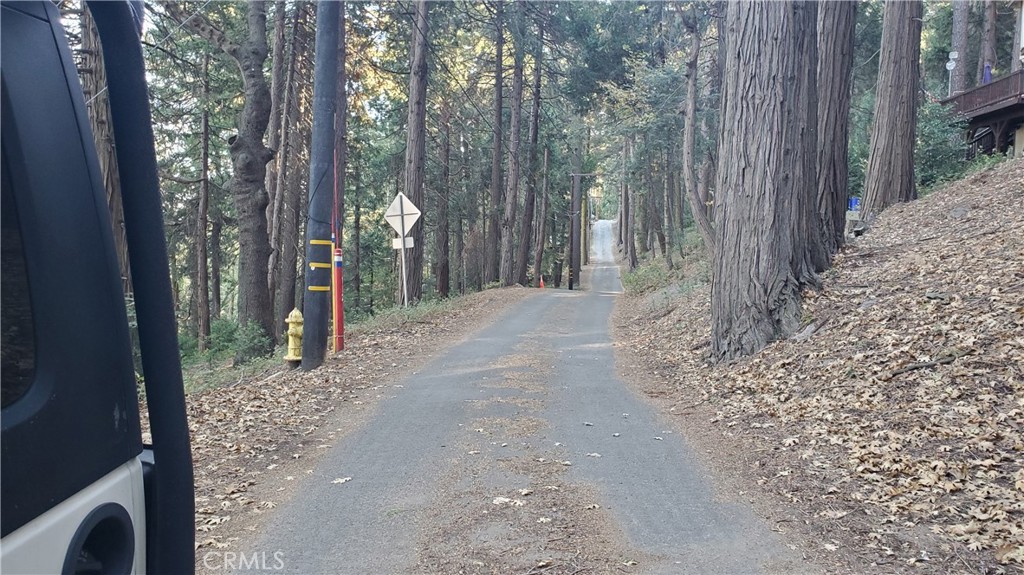 26 Peak Circle Property Photo 4