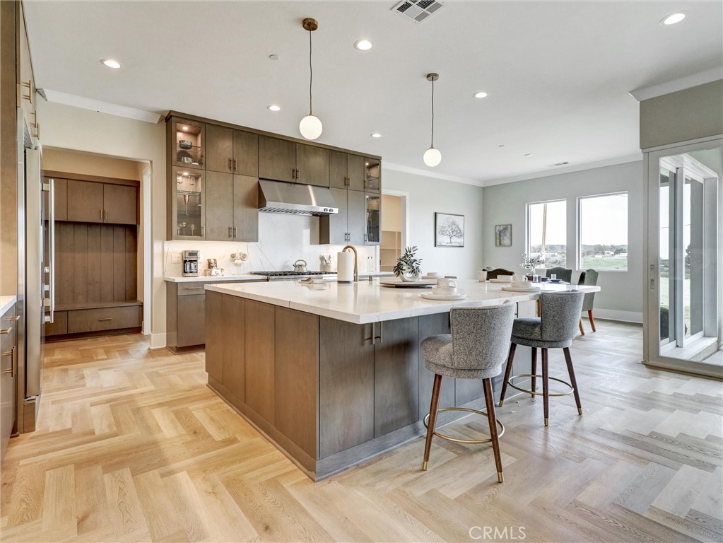 35884 Wildwood Crest Drive Property Photo 8