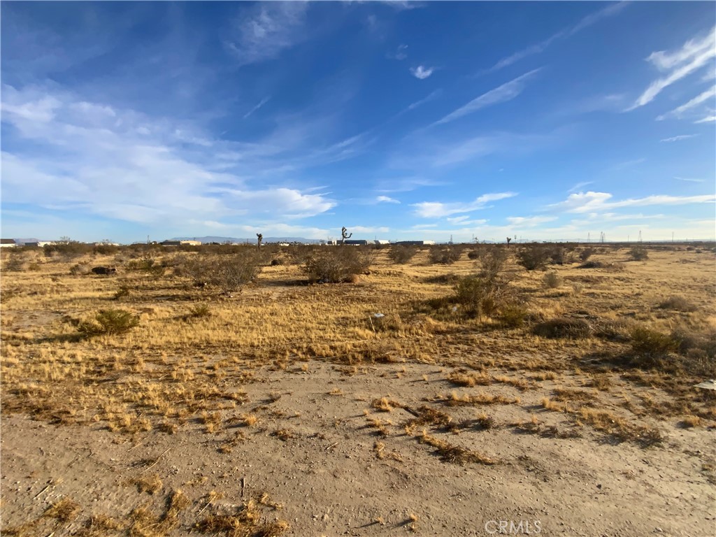0 Air Expy Way Property Photo 1
