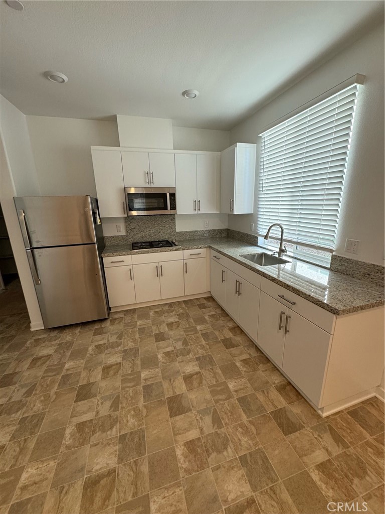 25685 Branson Lane Property Photo 4