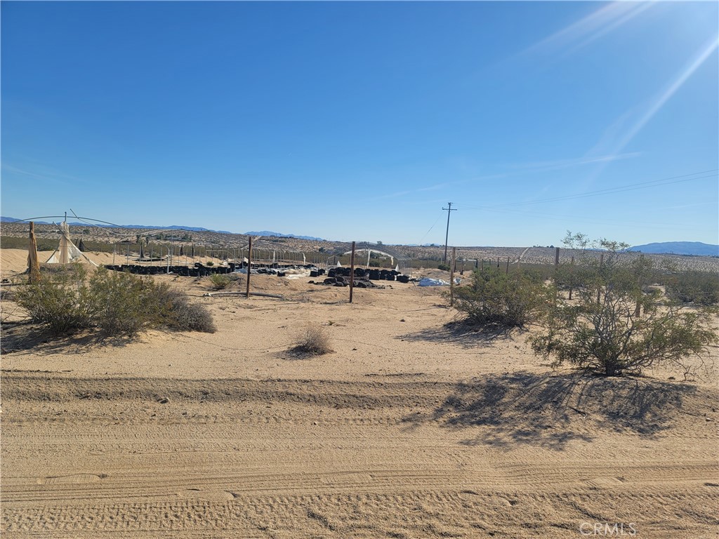 2255 Shooting Star Property Photo 3
