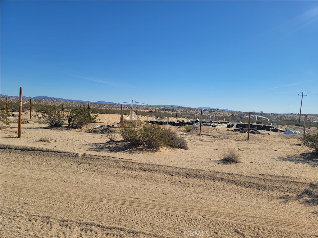 2255 Shooting Star Property Photo 4