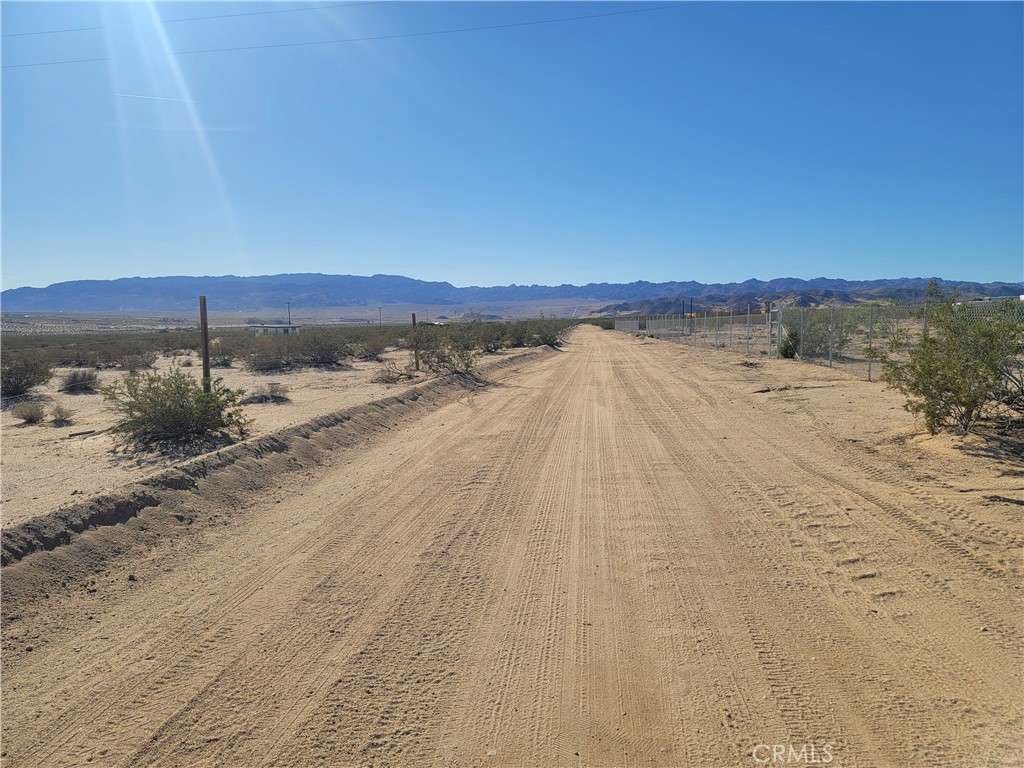 2255 Shooting Star Property Photo 6