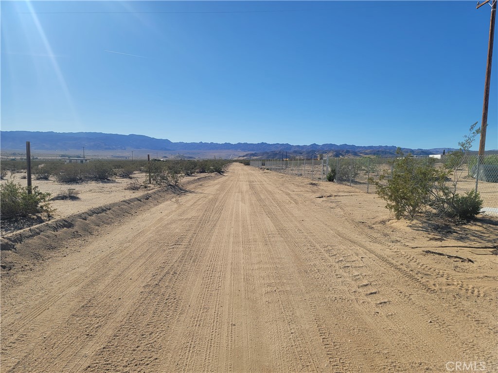2255 Shooting Star Property Photo 14