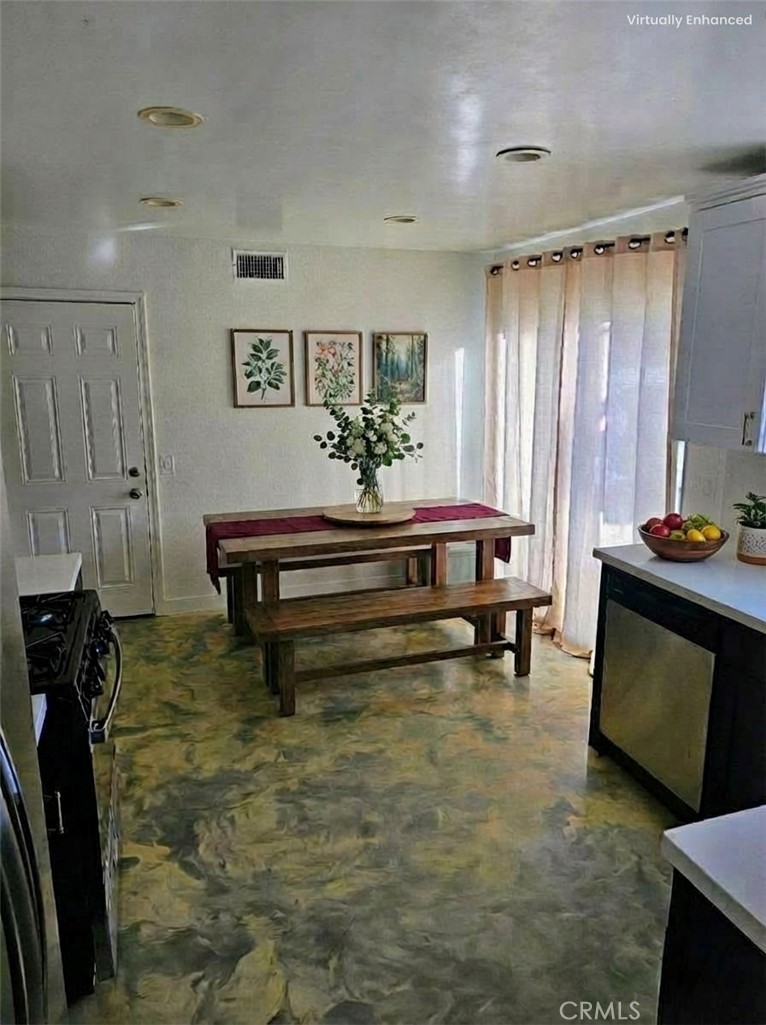 1376 Darwin Drive Property Photo 15