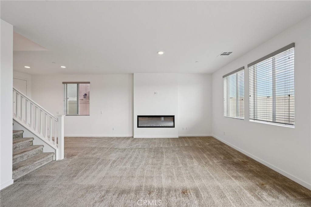 35231 Zachary Way Property Photo 7