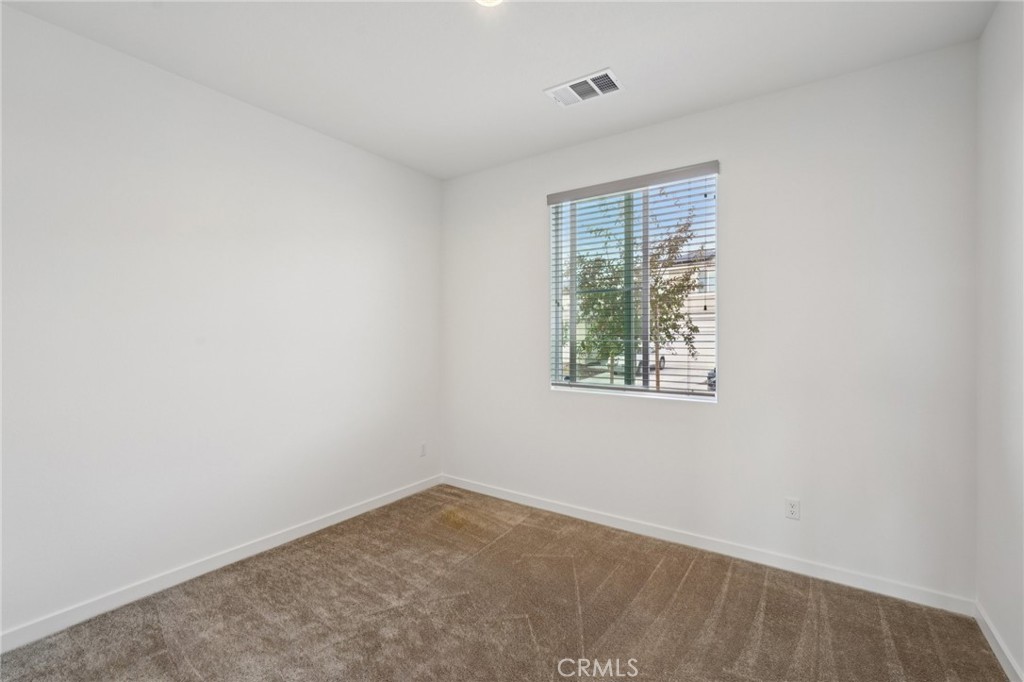35231 Zachary Way Property Photo 14