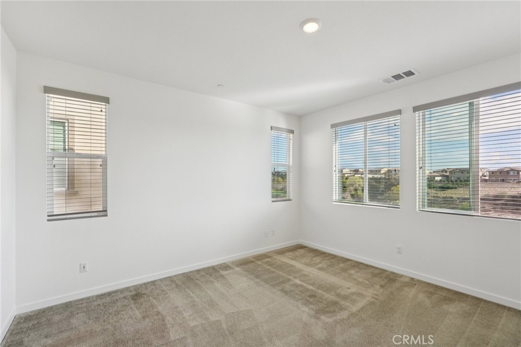 35231 Zachary Way Property Photo 16