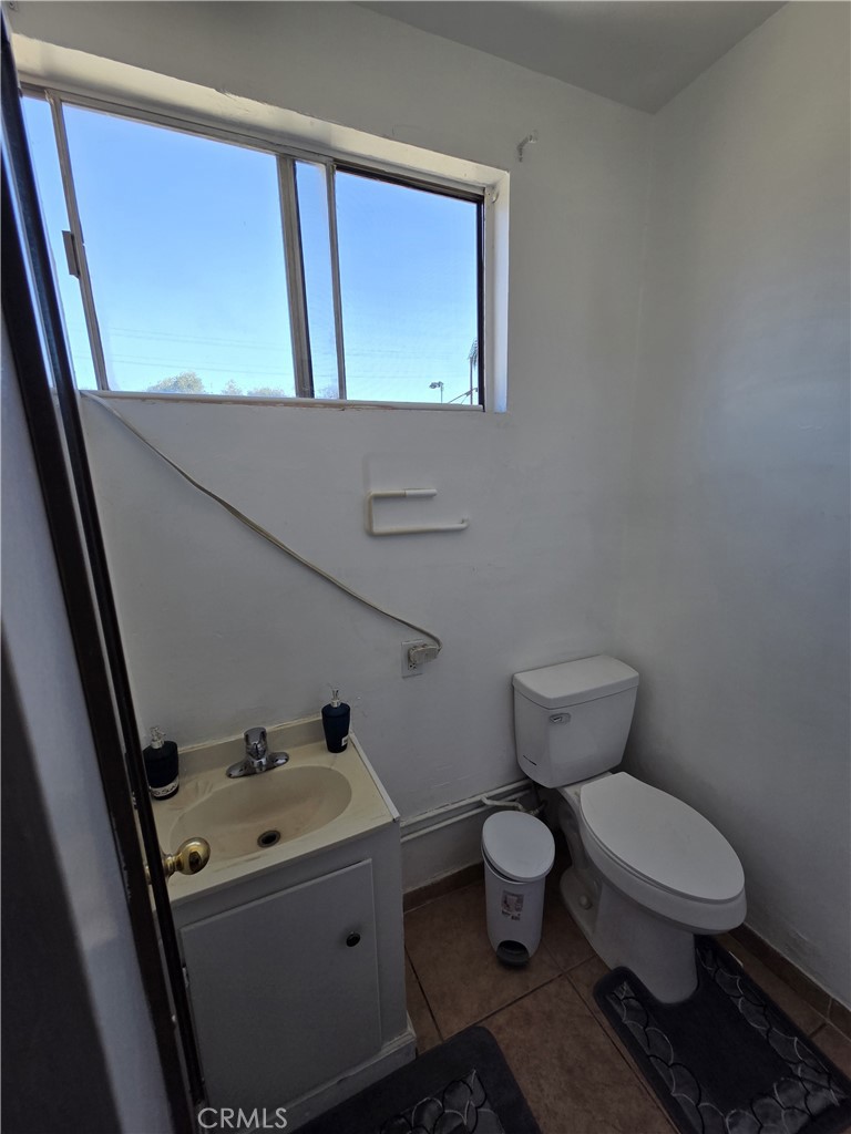 397 E Main Property Photo 7