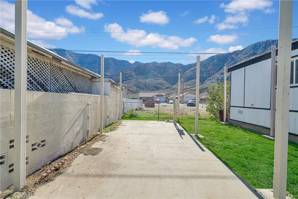 51867 Lois Avenue Property Photo 9