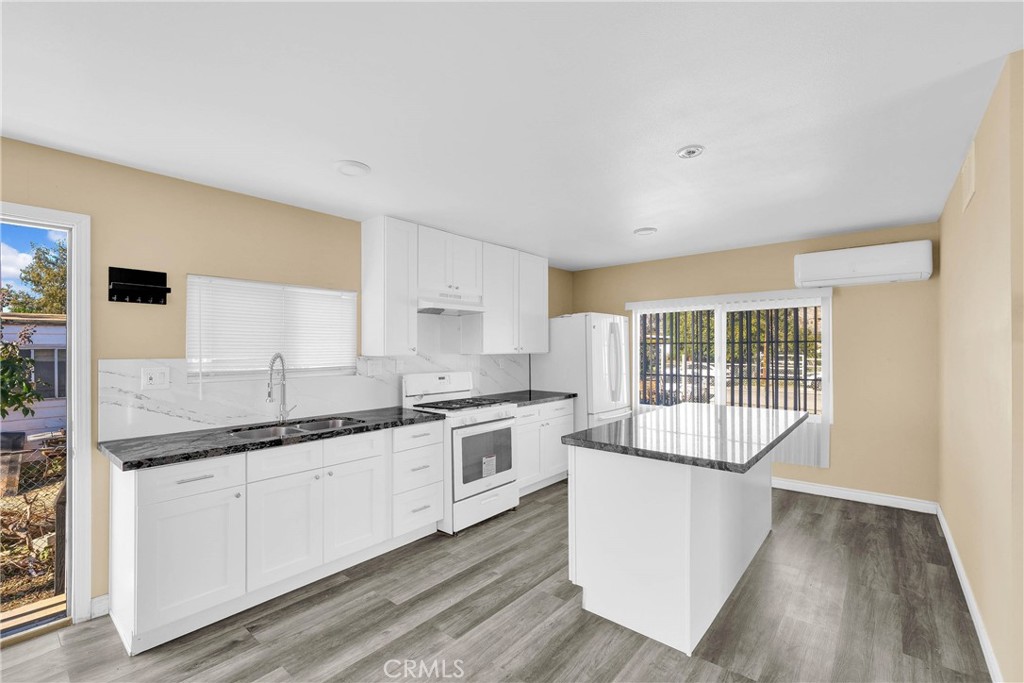 51867 Lois Avenue Property Photo 13