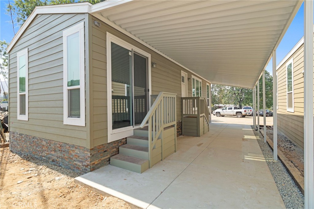 22113 Grand Terrace Rd 7 Property Photo 16